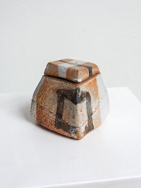 Box copper black white - Yves de Block